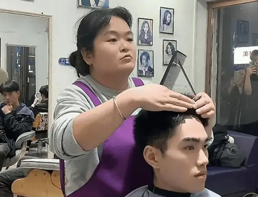“人民理發師”曉華：能否以杰出人才身份移民美國？